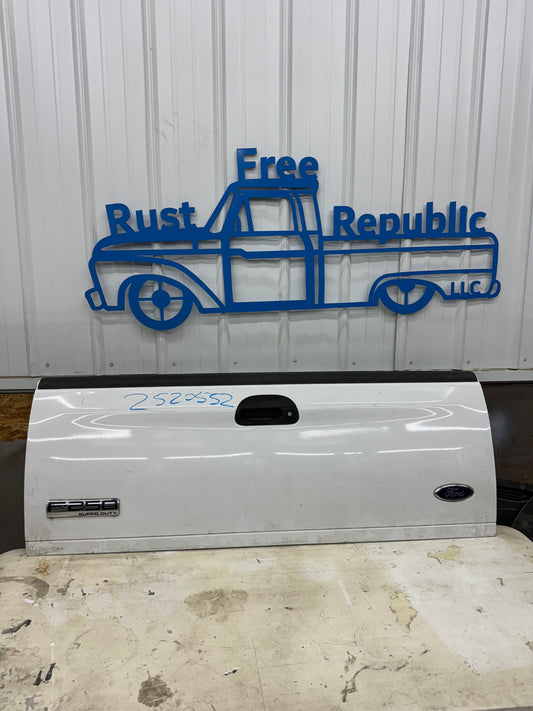 1997–2007 Ford F-150 / F-250 Tailgate – Rust-Free