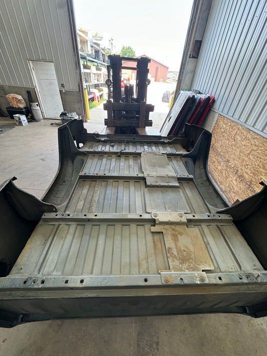 2007–2013 GMC Sierra 6.6’ Bed – Rust-Free