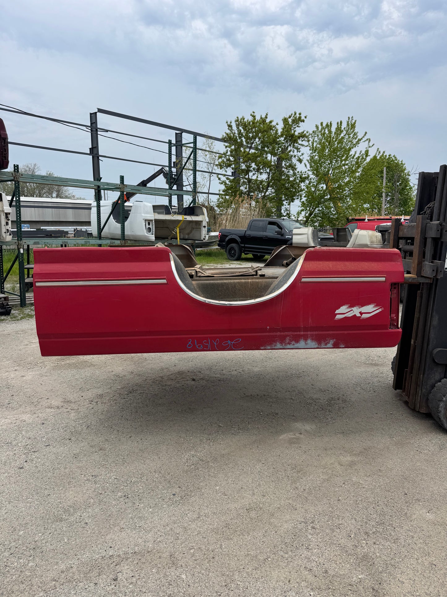 1990s Ford OBS 8’ Bed – Rust-Free (Dual Tank Diesel)