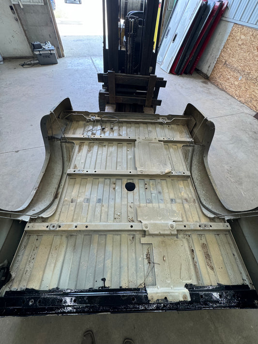 1999–2006 Chevy Silverado 6.6’ Bed – Rust-Free