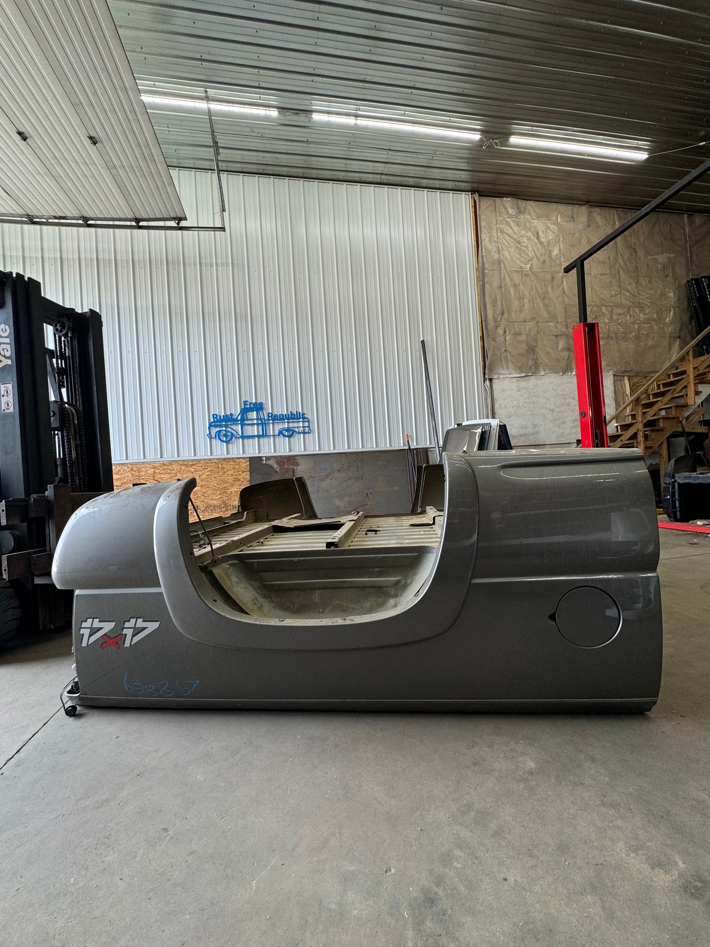 1999–2006 Chevy Silverado 6.6’ Bed – Rust-Free