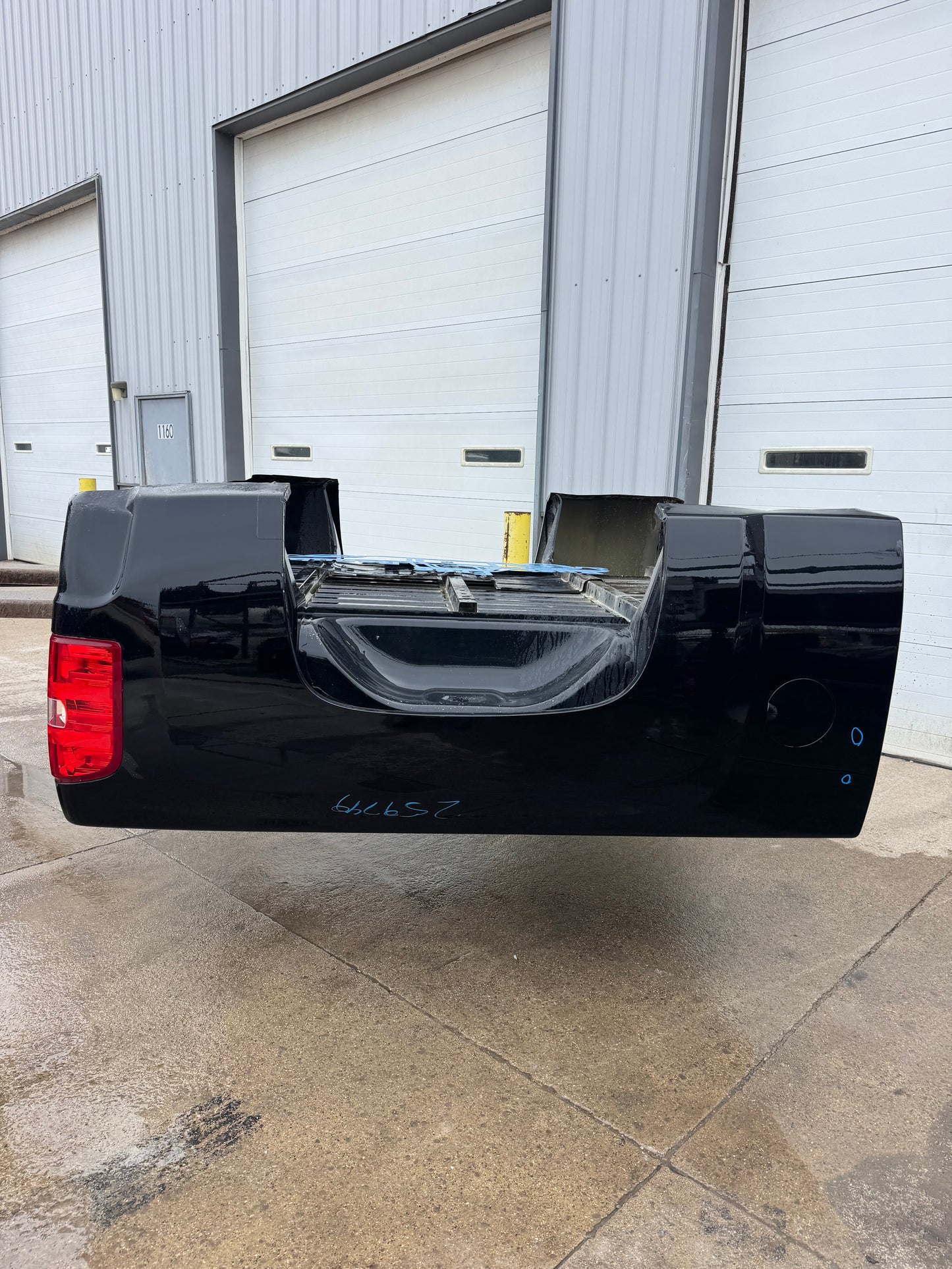 2007–2013 Chevy Silverado 6.6’ Bed – Rust-Free (Black 41U)