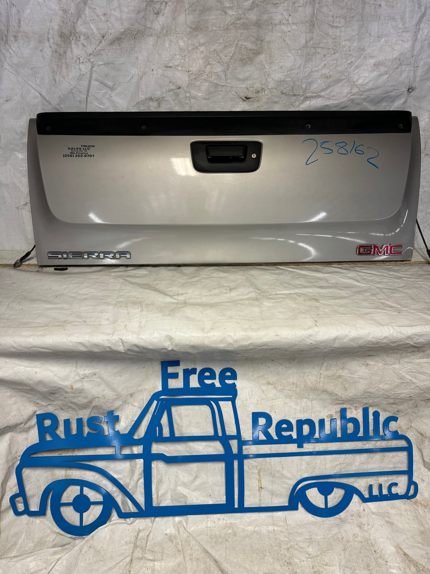 2007–2013 GMC/Chevy Silverado Tailgates – Rust-Free