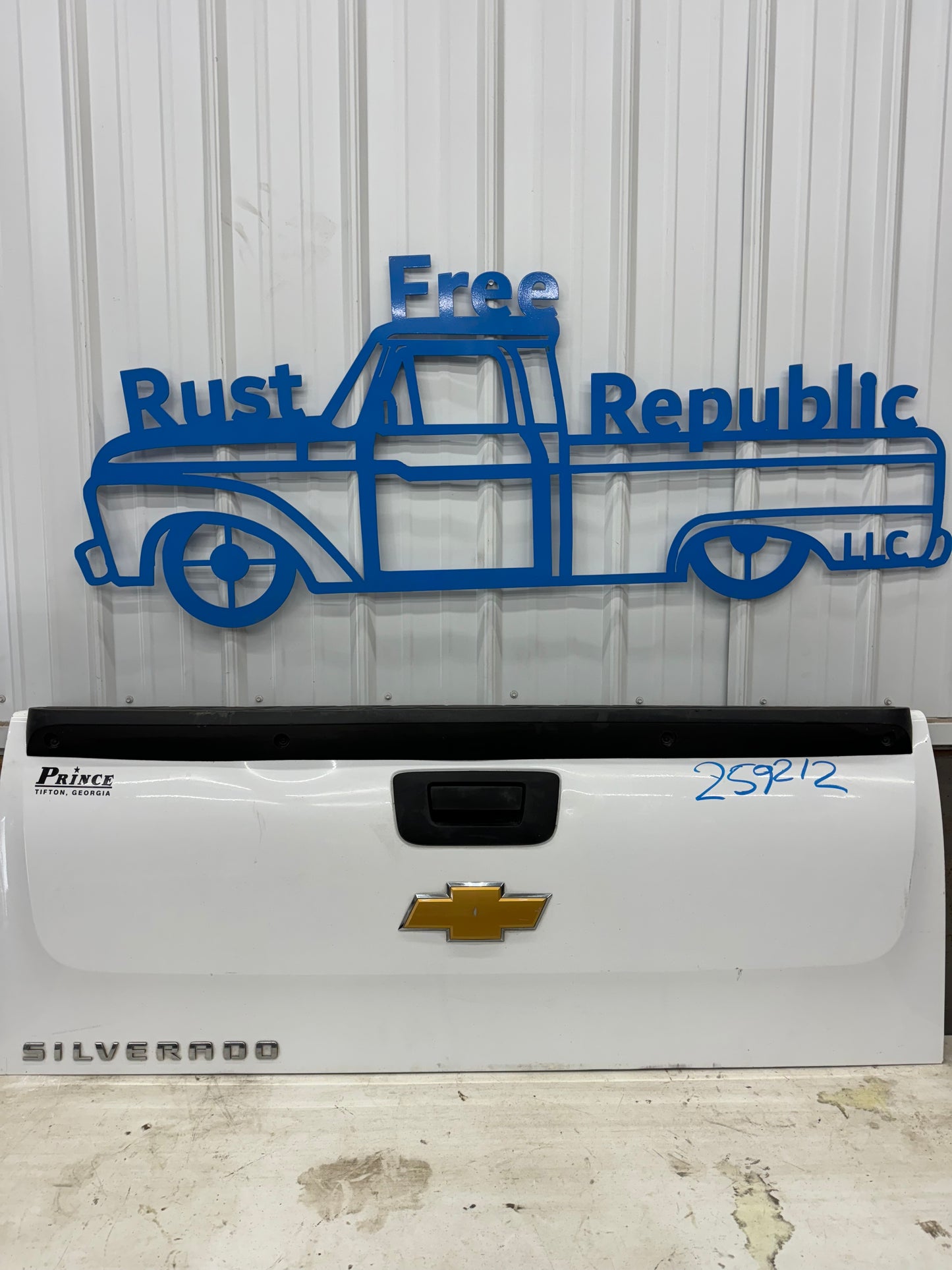 2007–2013 GMC/Chevy Silverado Tailgates – Rust-Free