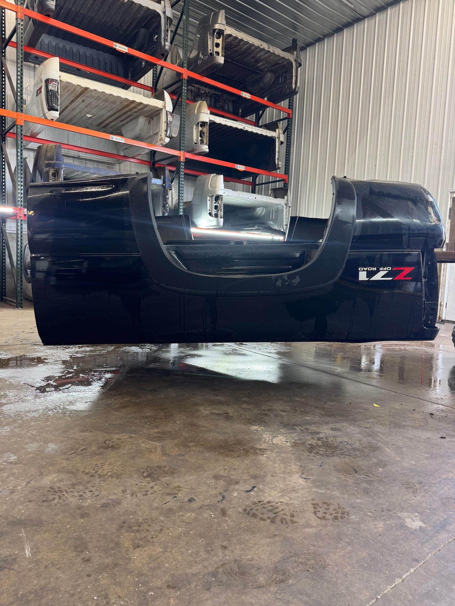 1999–2006 Chevy Silverado 6.6’ Bed – Rust-Free (Black)
