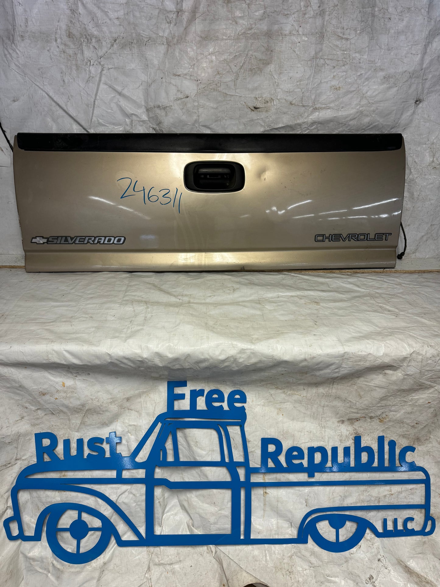 1999–2006 GMC/Chevy Silverado Tailgate – Rust-Free