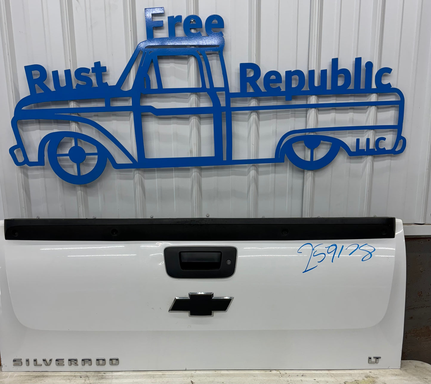 2007–2013 GMC/Chevy Silverado Tailgates – Rust-Free