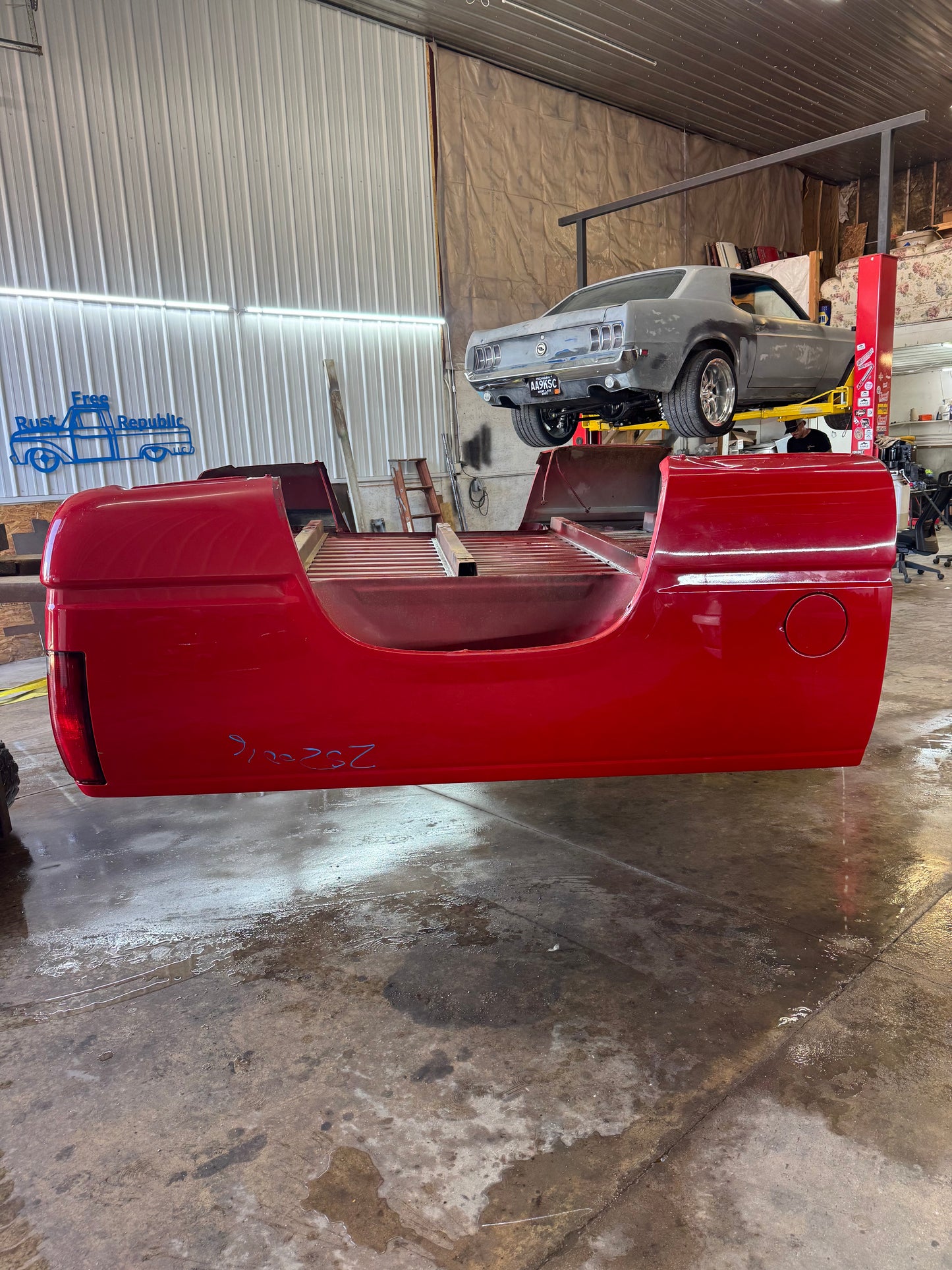 1990s Chevy OBS 6.6’ Bed – Rust-Free (Red)