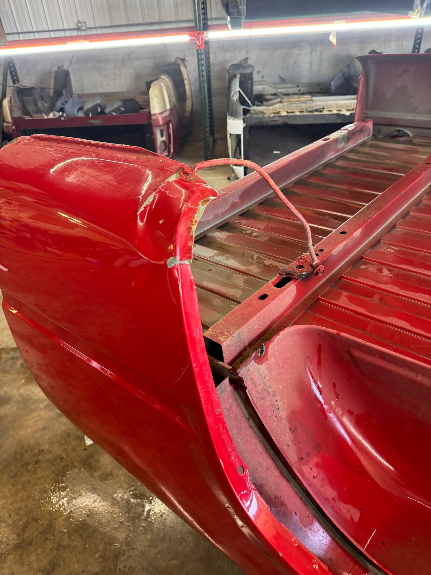 1990s Chevy OBS 6.6’ Bed – Rust-Free (Red)