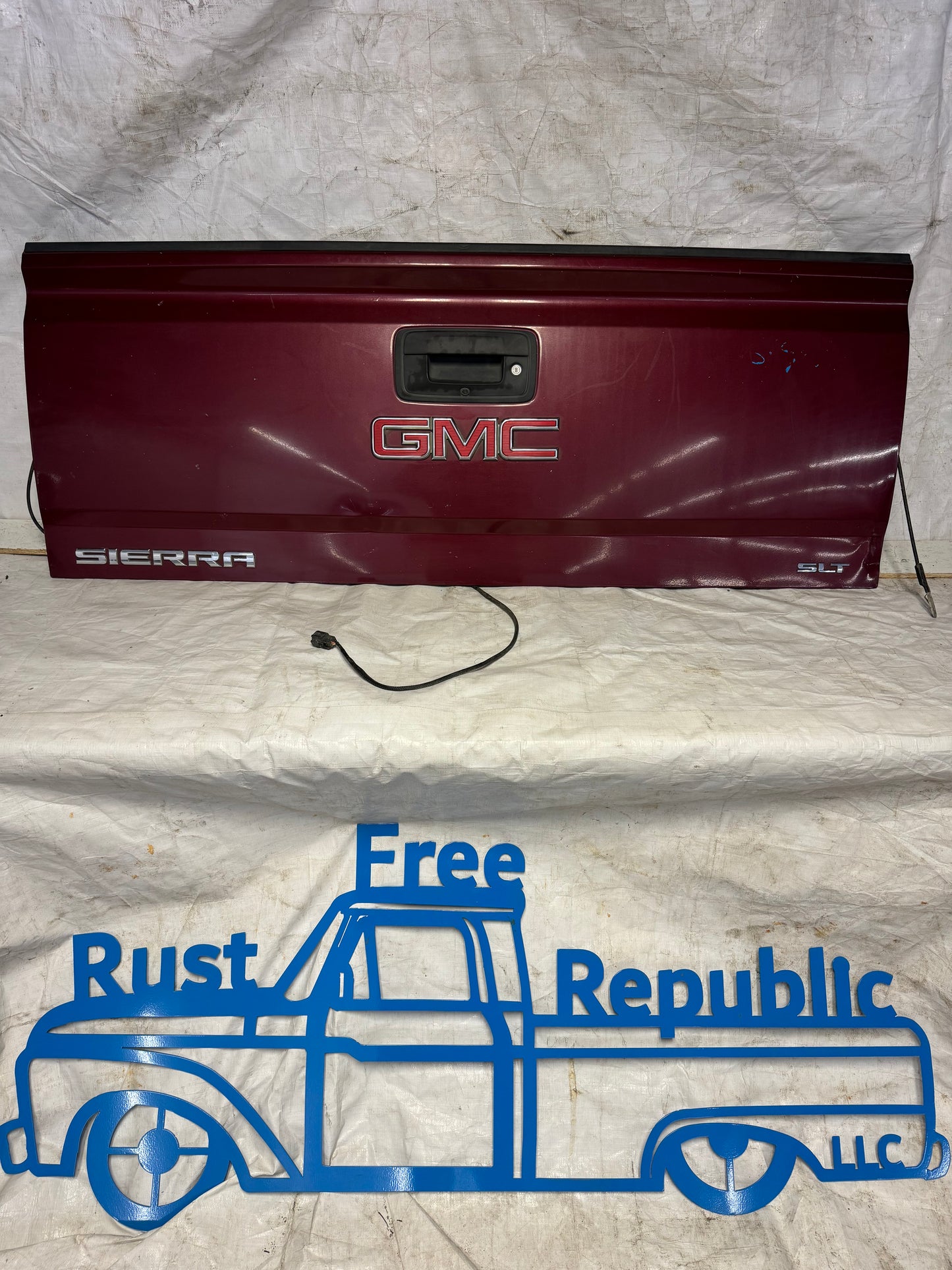 2015–2019 GMC/Chevy Silverado Tailgates – Rust-Free