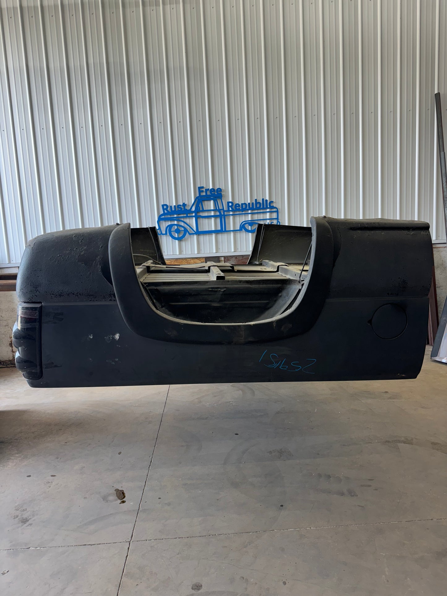 1999–2006 Chevy Silverado 6.6’ Bed – Rust-Free