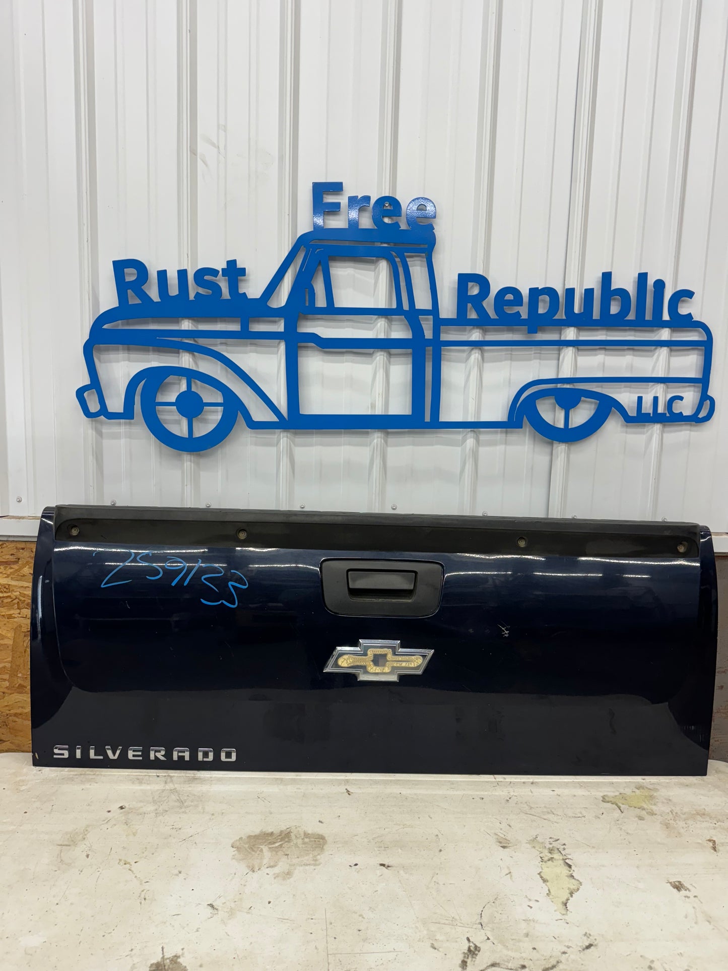 2007–2013 GMC/Chevy Silverado Tailgates – Rust-Free