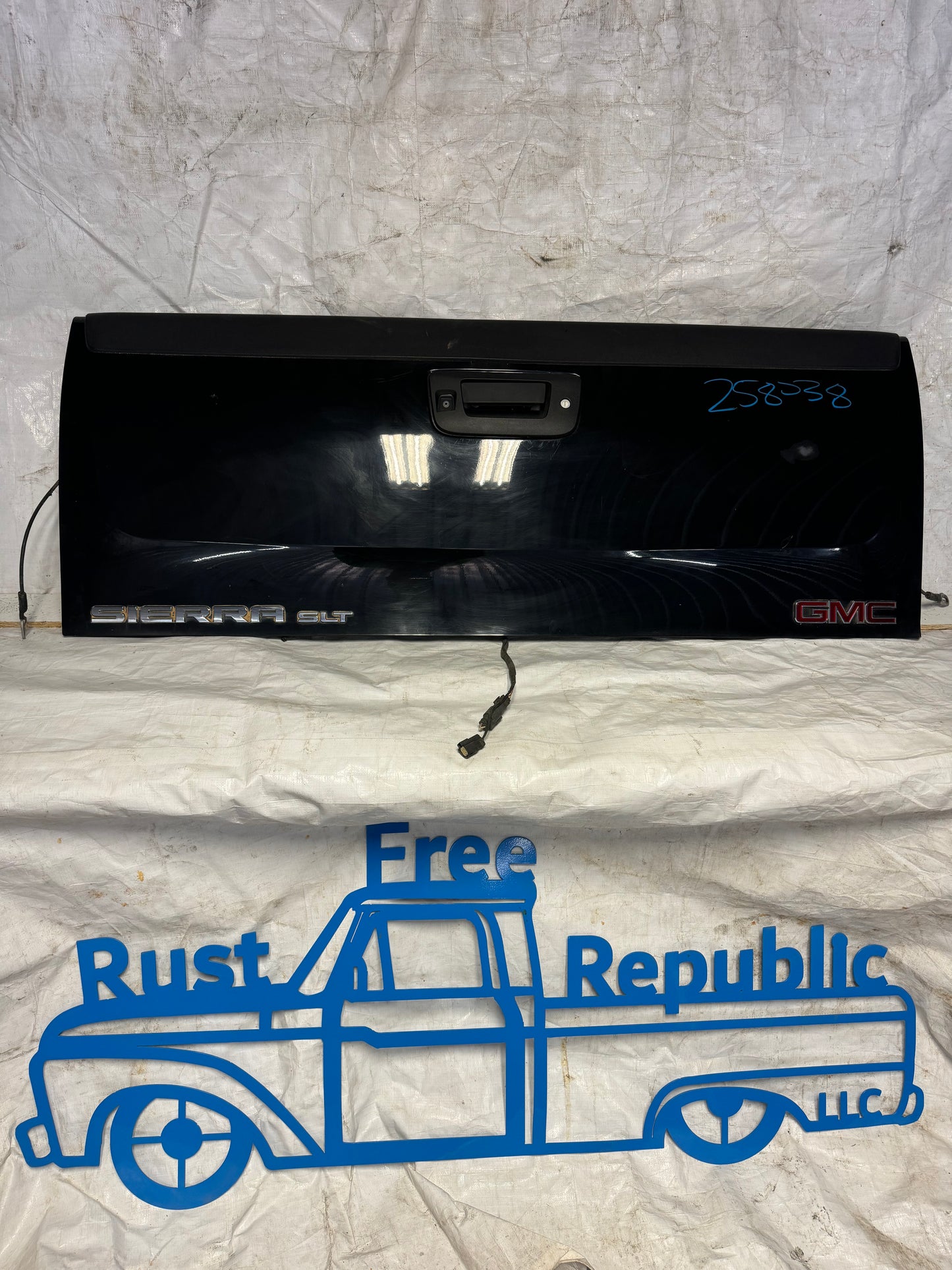 2007–2013 GMC/Chevy Silverado Tailgates – Rust-Free