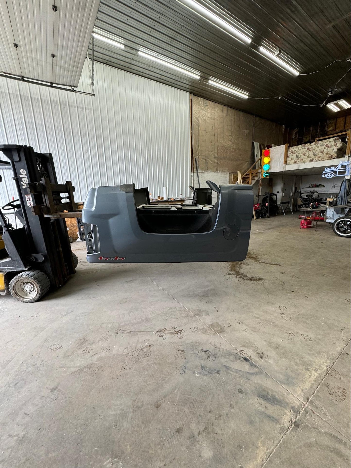 2015–2019 Chevy Silverado 5.9’ Bed – Rust-Free